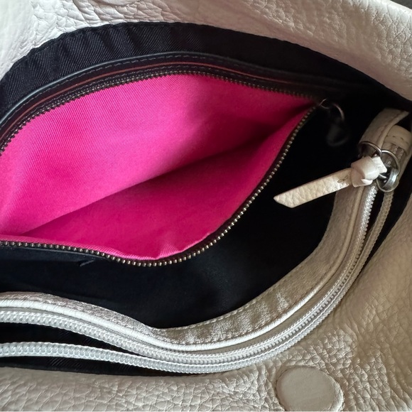 The Sak 100% Leather Cream Shoulder Bag - Picture 6 of 16